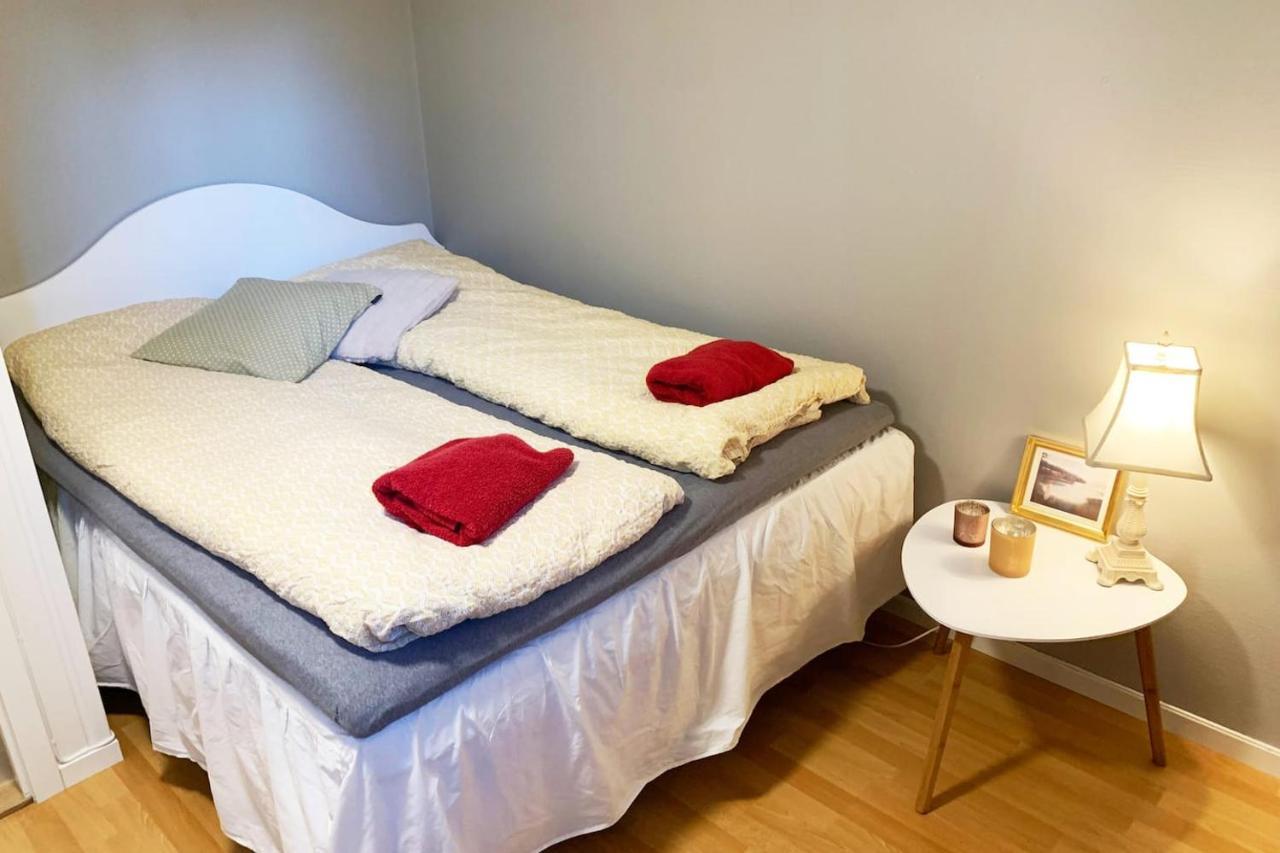 Newly Renovated Basement Apartment Sarpsborg Extérieur photo